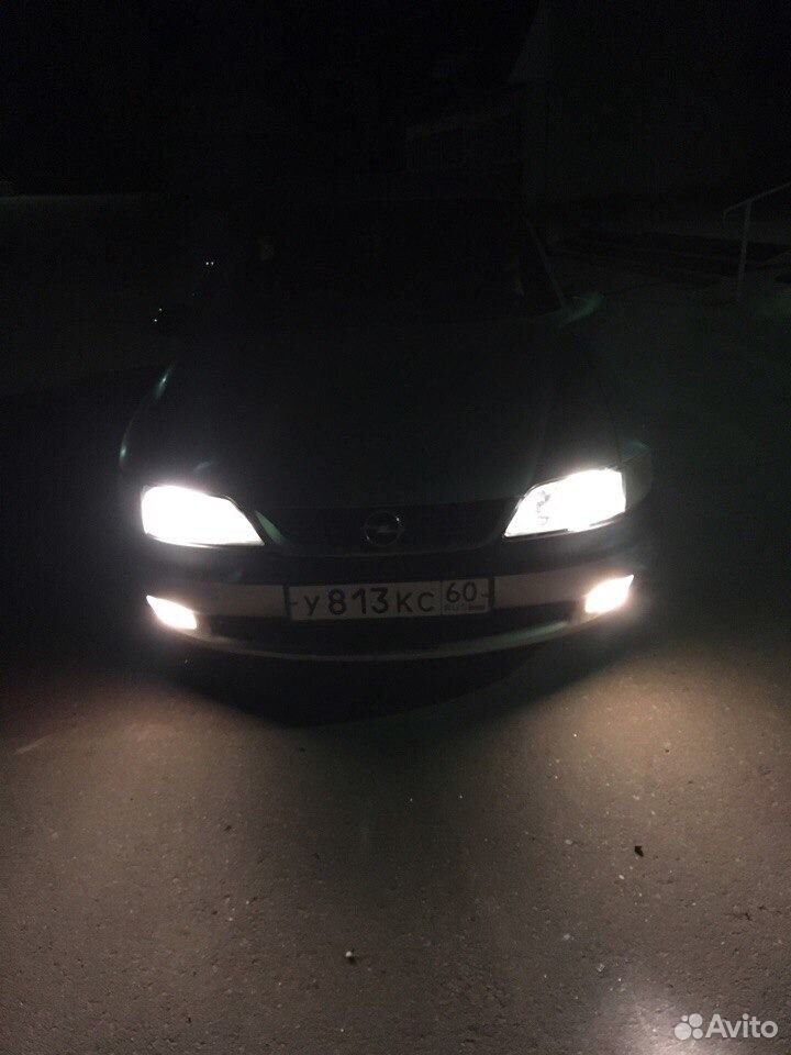 Opel Vectra 1.8 МТ, 1996, седан