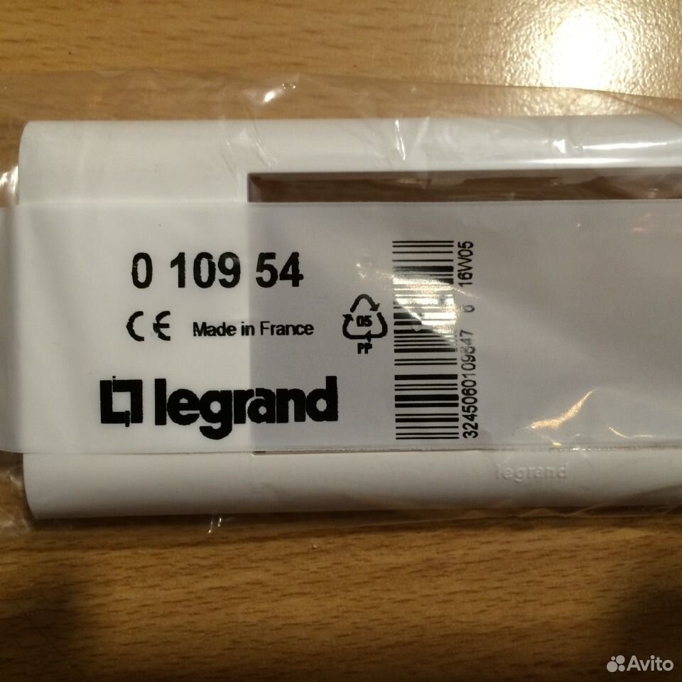 10952 legrand. Legrand 010954. Legrand 010952.