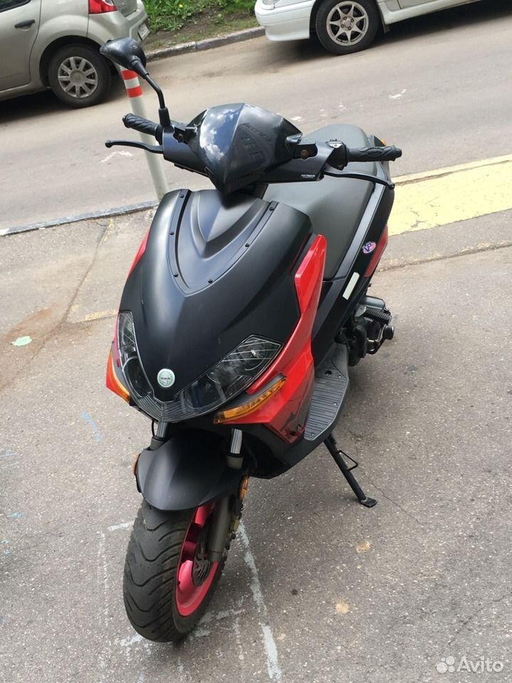 Benelli arrow 100. Стелс арроу бенелли 50. Stels arrow benelli 100. Двухтактный скутер стелс. Стелс арроу бенелли 50.