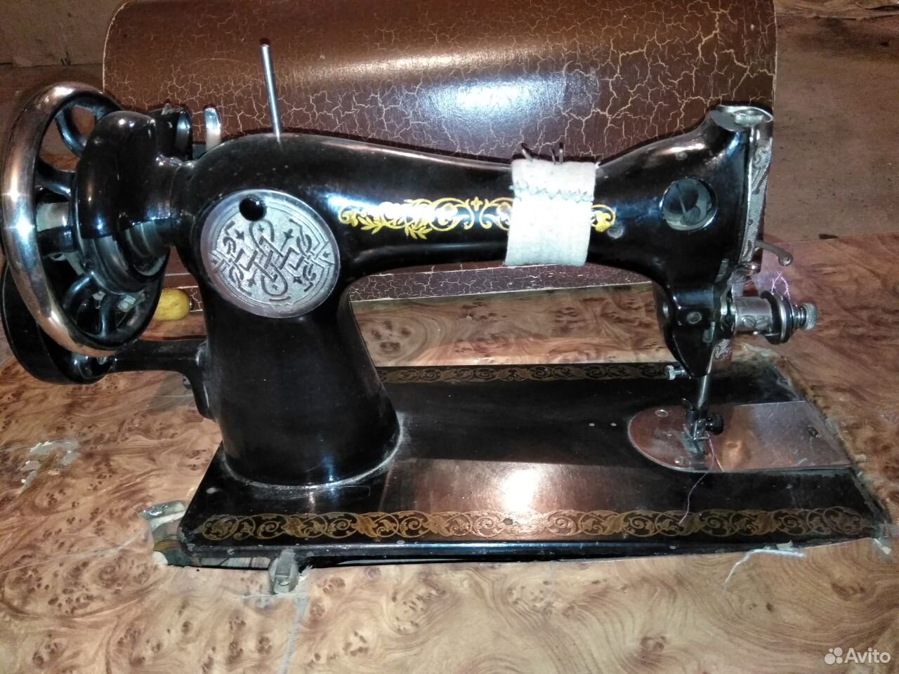 Швейные машинки подольск б у. Подольская швейная машинка. Подольская швейная машина с4713657. Подольска швейная машина с3106463. Крышка для Подольской швейной машинки.