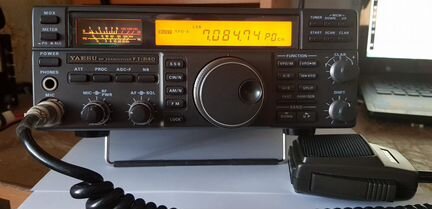 Радиолюбительский кв трансивер Yaesu FT-840