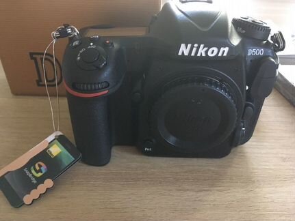 Nikon D500