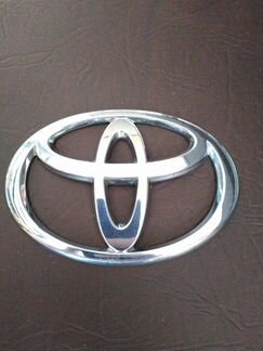 Шильдик эмблема Toyota