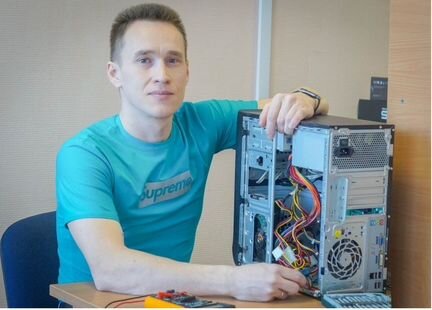 Мастер по ремонту компьютерной техники