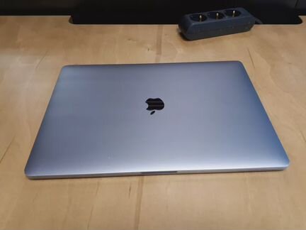 Apple MacBook Pro 15 Retina 2018