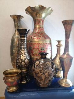 Индийские латунные украшения, вазы, кашпо, подносы
