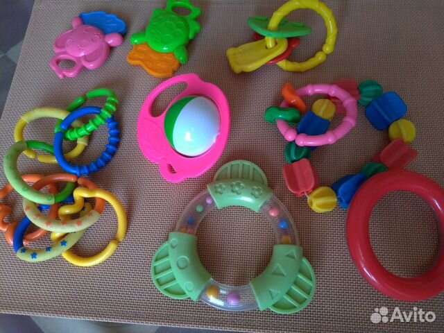 Погремушки, прорезыватели