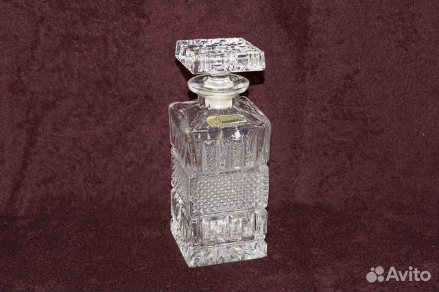 Посуда импортная: хрусталь, цветное стекло