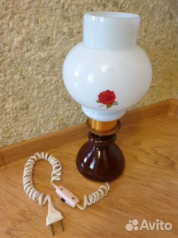 Настольная лампа времен СССР