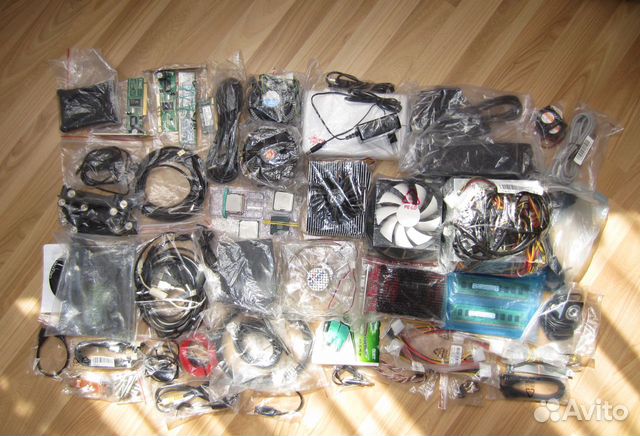 Набор запчастей и аксессуаров для компьютера 1