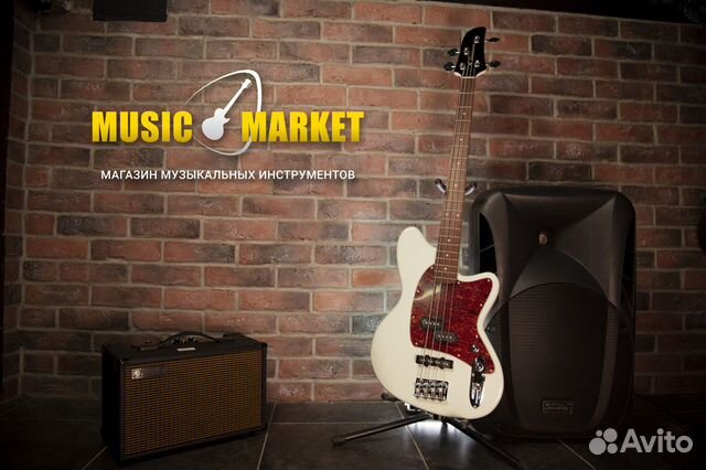 Бас гитара Ibanez + Аксессуары