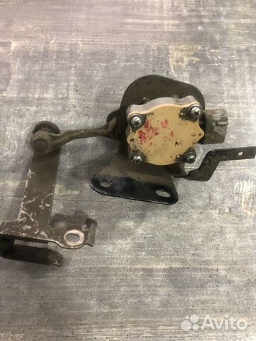 Датчик дорожного просвета Toyota Avensis