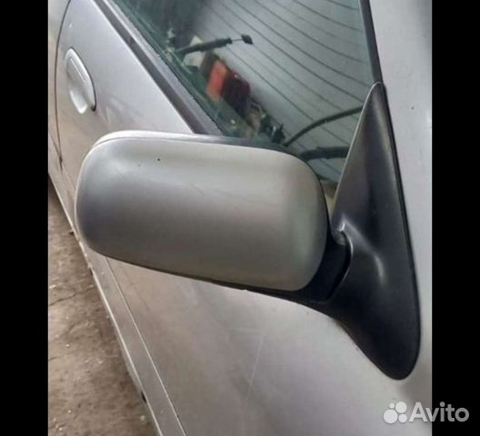 Зеркало наружное правое nissan primera P11