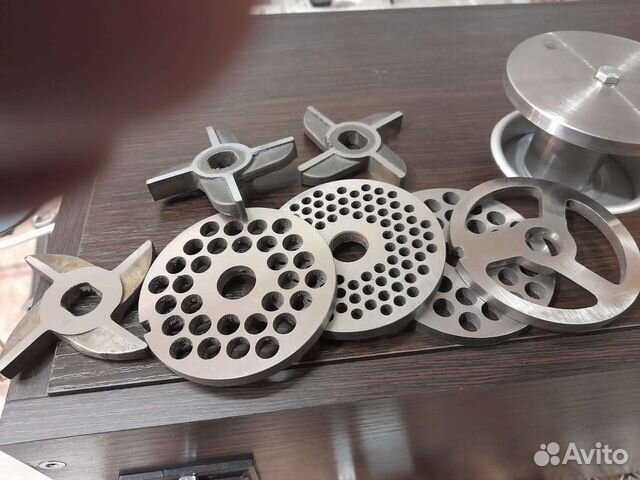 Заточка ножей для мясорубки, ножей, ножниц и пр