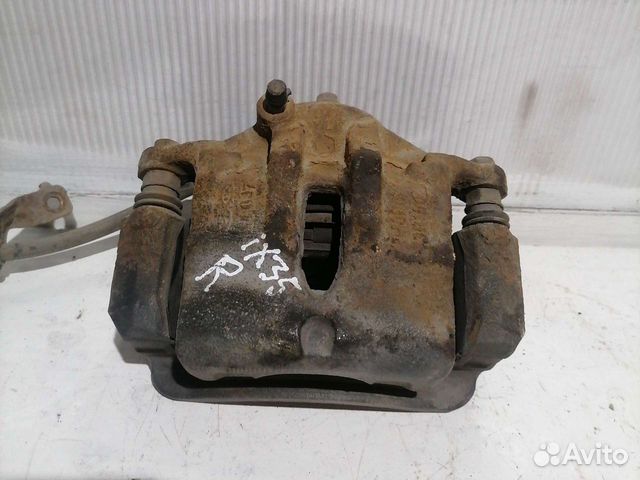 Суппорт передний правый Hyundai ix35