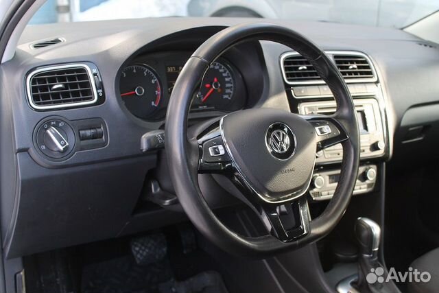 Volkswagen Polo 1.6 AT, 2018, 43 000 км