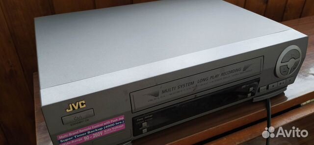 Видеомагнитофон