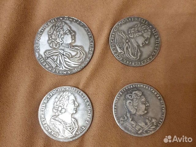 Сувенирные царские монеты