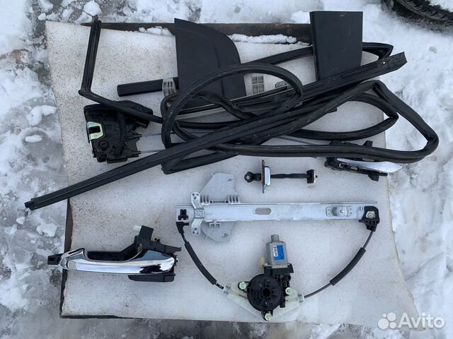 Комплектующие задней левой двери Kia Rio 4