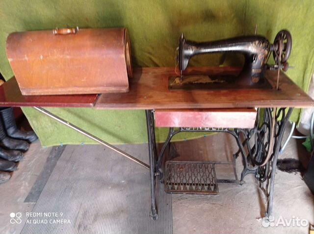 Швейная машина Singer
