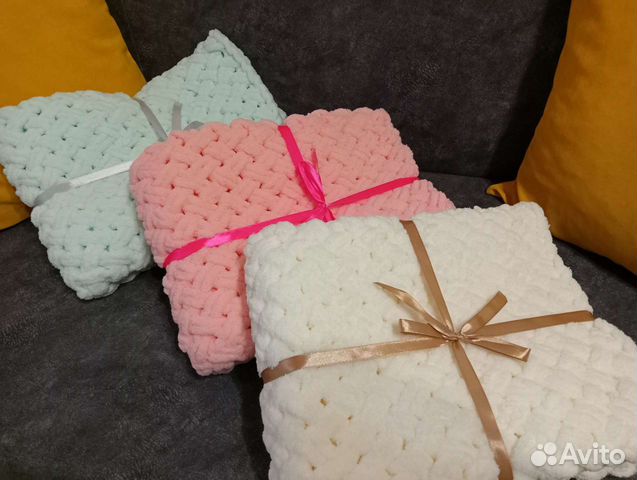 Плед детский вязаный