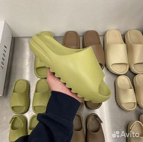 Слайды, тапочки изи adidas yeezy slide