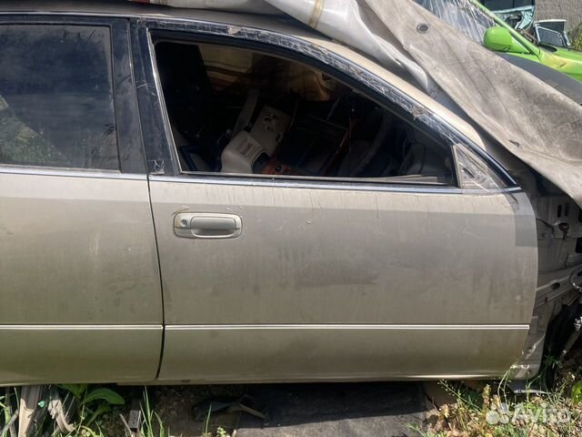 Дверь toyota aristo