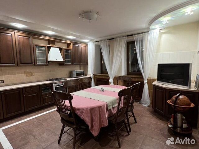 

3-к. квартира, 131 м², 3 кровати