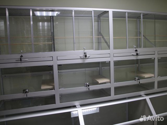 Клетки витрины для зоомагазинов