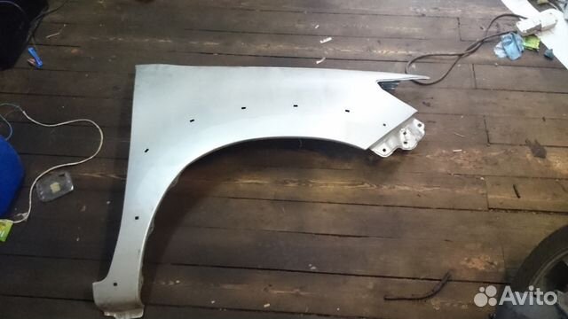 Крыло переднее правое Тойота Хайлюк Крыло переднее правое Тойота Хайлюк