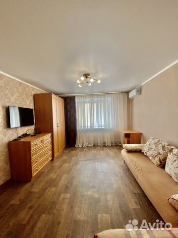 

1-к. квартира, 37 м², 9/9 эт.
