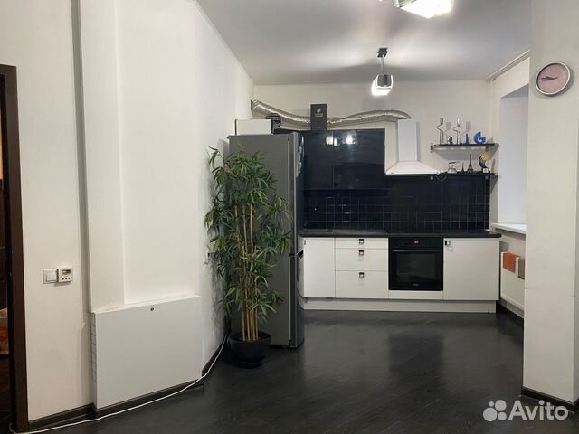 

1-к. квартира, 42 м², 10/15 эт.