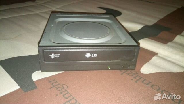 LG Super Multi DVD rewriter, model GH22NP20