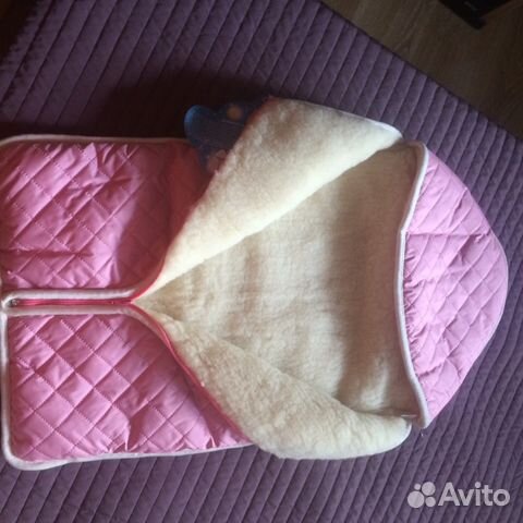 Новый. Меховой Конверт в коляску для девочки