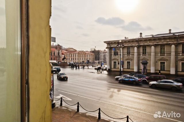 3-к квартира, 100 м², 2/5 эт.