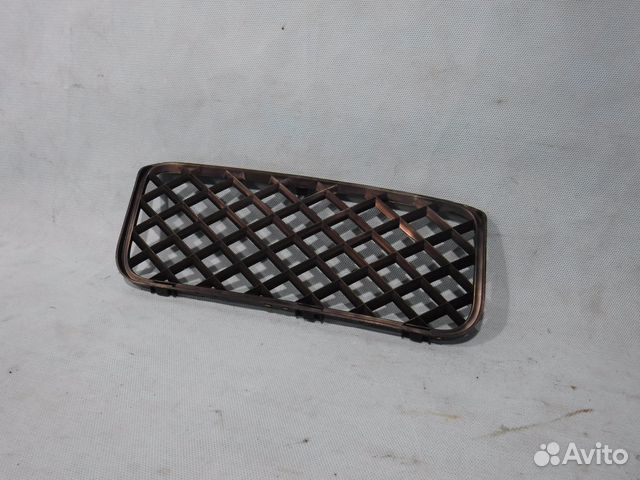 Решетка бампера левая нижняя Touareg 1 / Таурег