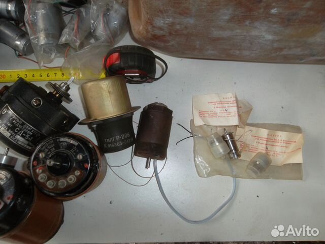 Шаговый злектродвигатель с редуктором реверсивный Шаговый злектродвигатель с редуктором реверсивный