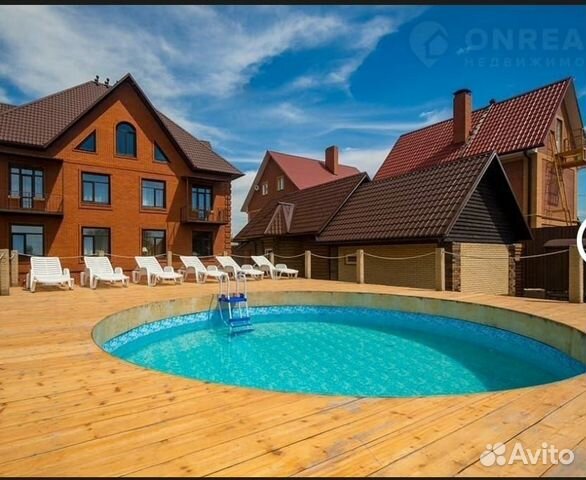 

10-к. и более дом, 600 м²