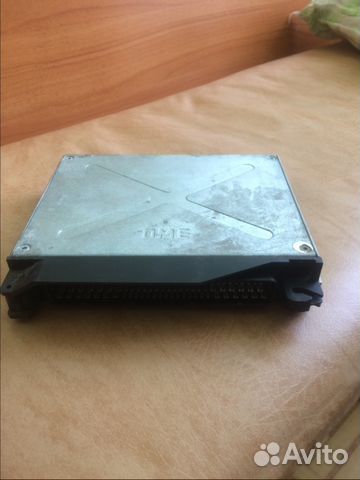 Эбу двигателя на BMW E34 Эбу двигателя на BMW E34