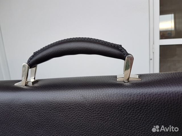 Новый кожаный портфель Neri Karra с кодовым замком
