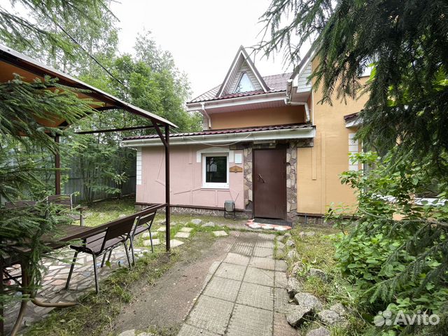

4-к. коттедж, 200 м²