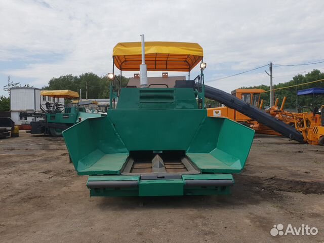 Асфальтоукладчик Vogele super 1800