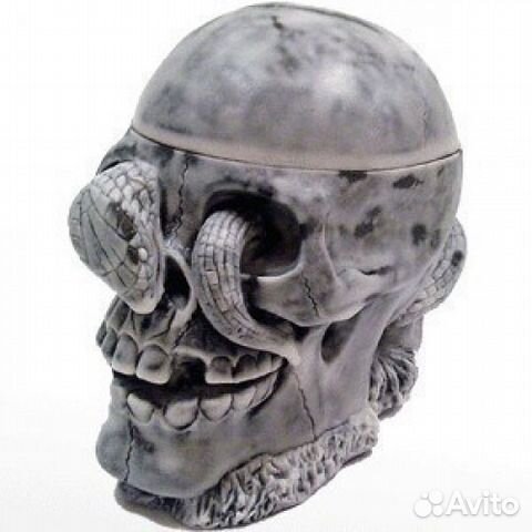 Пепельница череп со змеёй
