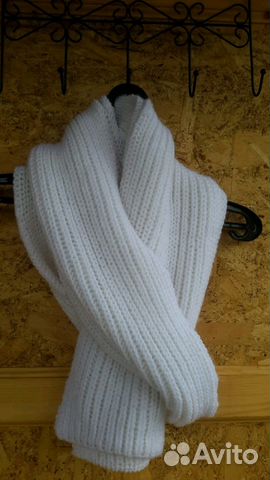 Белый длинный шарф (ручная работа)