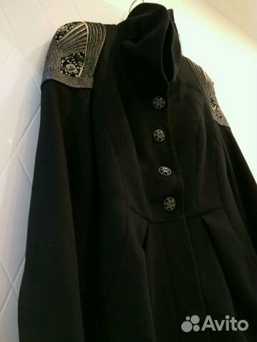 Женское шерстяное осеннее пальто Женское шерстяное осеннее пальто