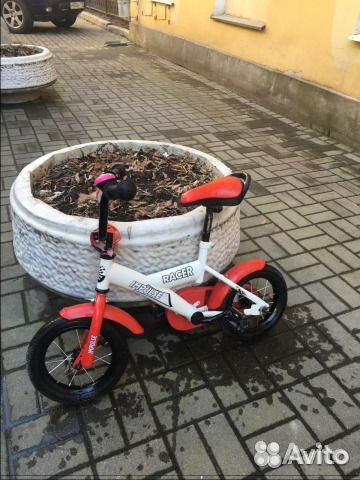 Велосипед детский есть доп. мал. Колеса