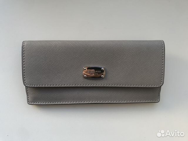 Новый кошелёк Michael Kors Новый кошелёк Michael Kors