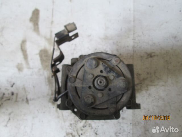 Компрессор Mitsubishi Carisma MR500007 1,6 2001 Компрессор Mitsubishi Carisma MR500007 1,6 2001