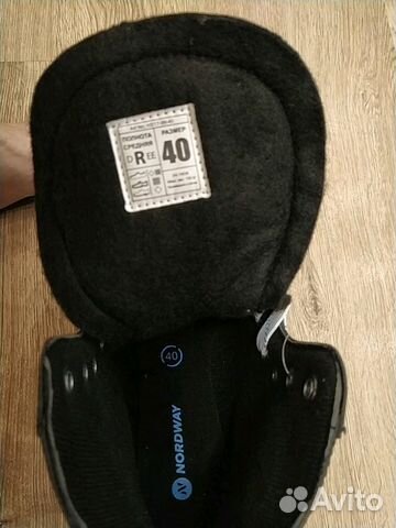 Коньки 40 размер новые Коньки 40 размер новые