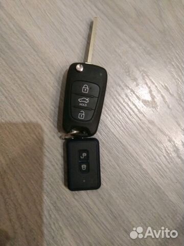 Новый оригинальный складной ключ на Kia Rio
